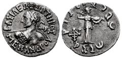 Greek Coins Kings of Bactria. Menander I Soter. Drachm. 155-130 BC. (Bopearachchi-6A). (Hgc-12, 193). Anv.: Diademed heroic bust left, seen from behind, wearing aegis and brandishing spear; BΑΣΙΛΕΩΣ Σ