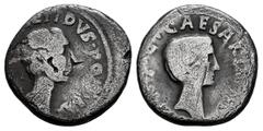 Roman Imperatorial Lepidus and Octavian (Agustus). Denarius. 42 BC. Galia. (Ffc-1 similar). (Craw-495/2c similar). Anv.: LEPIDVS PONT. MAX. lll V.R.P.C., (NT and MA interlace), head of Augustus right.