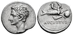 Roman Imperatorial Augustus. Denarius. 27 BC. (Ffc-15). (Ric-547b). (Cal-809). Anv.: Bare head of Augustus left. Rev.: AVGVSTVS below capricorn right bearing cornucopiae on its back and holding globe 