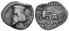 Greek Coins Kingdom of Parthia. Gotarzes II. Drachm. 40-51 BC. Ekbatana. (Sellwood-66.4). (Shore-366). Anv.: Diademed bust left, wearing long beard, earring, and spiral torque; all within pelleted bor