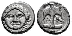Greek Coins Thrace. Apollonia Pontika. Drachm. 400-380 BC. (Gc-1655). (Cy-1543). Anv.: Facing gorgoneion. Rev.: Anchor; A and crawfish flanking. Ag. 2,84 g. Almost XF/Choice VF. Est...70,00. Spanish D