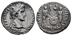 Roma Imperatorial Augustus. Denarius. 7-6 BC. Lugdunum. (Ffc-25). (Ric-210). (Cal-855). Anv.: CAESAR AVGVSTVS DIVI. F. PATER. PATRIAE, laureate head of Augustus right. Rev.: C.L. CAESARES AVGVSTI. F. 
