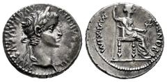 Roman Imperial Tiberius. Denarius. 14-37 AD. Lugdunum. (Ric-30). (Seaby-16a). Anv.: TI CAESAR DIVI AVG F AVGVSTVS, laureate head right. Rev.: PONTIF MAXIM, female figure (Livia?) seated right on chair