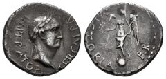 Roman Imperial Galba. Denarius. 68 AD. Galia. (Ric-111). (Bmcre-227). (Rsc-322). Anv.: SER GALBA IMPERATOR, laureate head right. Rev.: VICTORIA P R, Victory, draped, standing on globe facing, head lef