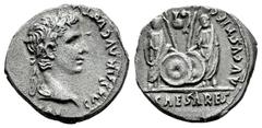 Roman Imperatorial Augustus. Denarius. 7-6 a. C. Lugdunum. (Ffc-22). (Ric-207). (Cal-852). Anv.: CAESAR AVGVSTVS (DIVI. F.PATER. PATRIAE), his laureate head right. Rev.: (C.L.) CAESARES AVGVSTI. F. C(