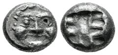 Greek Coins Mysia. Parion. Drachm. 550-520 a.C. (Sng Cop-256). (Rosen-525). (Asyut-612). Anv.: Facing head of gorgoneion with open mouth and protruding tongue. Rev.: Irregular incuse punch. Ag. 3,39 g