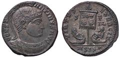 Roman Empire coins ROMANE IMPERIALI - Costantino I (306-337) - AE 3 (Siscia) - Busto elmato e corazzato a d. /R Stendardo tra due prigionieri RIC 127 (AE g. 2,89) SPL+/qFDC