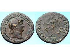 Nerone (54-68 d.C.) - Dupondio databile al 65 d.C. Zecca: Lugdunum - Fronte: testa laureata dell'Imperatore a destra - Retro: la Vittoria in cammino verso sinistra tiene una corona di alloro con la ma