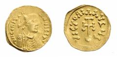 Costanzo II (641-668) - Semisse databile al periodo 641-668 - Zecca: Costantinopoli - Diritto: busto diademato e drappeggiato dell’Imperatore a destra - Rovescio: croce potenziata su globo - gr. 2,14 