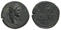 Monete Romane Imperiali - Domiziano (81-96 d.C.) Sesterzio databile all'86 d.C. - Zecca: Roma - Diritto: testa dell'Imperatore laureato a destra con l'egida sul collo - Rovescio: Domiziano stante a si