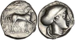 Monnaies grecques / Greek coins Sicile, Syracuse - Tétradrachme (420-415 avant JC) A/ Bige au pas à droite. Niké volant à gauche. R/ Tête d'Aréthuse à droite. Argent - 17,09 grs - 26 mm HGCS2.1322 / B