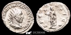 Roman Empire Roman Empire - Aemilian (253 A.D.) Silver antoninianus (3,35 g. 21 mm.). Rome, 253 A.D. IMP CAES AEMILIANVS P F AVG, radiate, draped, and cuirassed bust right / SPES PVBLICA, Spes advanci