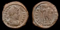 Roman Imperial Coins Roman Empire - Theodosius I (379-395 A.D.) bronze maiorina. Heraclea DN THEODOSIVS PF AVG, GLORIA ROMANORVM 6.14 g., 21 mm.