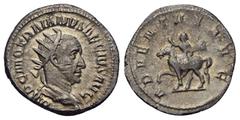 RÖMISCHE KAISERZEIT Traianus Decius (249-251). Antoninian 249-251, Rom.. Av.: IMP C M Q TRAIANVS DECIVS AVG, drapierte Büste mit Strahlenkrone nach rechts. Rv.: ADVENTVS AVG, Traianvs Decivs nach link
