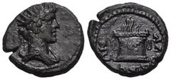 RÖMER, PROVINZIALPRÄGUNGEN, ASIA, Phrygia Laodicea ad Lycum, Antoninus Pius 138-161, Æ 138-161. Av.: Drapierte Büste des Helios mit Strahlenkrone nach rechts. Rv.: ΛAΩΔIKE-ΩN, Altar mit Feuer. 3,06 g.