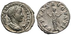 RÖMER, KAISERZEIT. Gordianus III. 238-244, Denar 241, Rom. Av.: IMP GORDIANVS PIVS FEL AVG, belorbeerte, drapierte und gepanzerte Büste nach rechts. Rv.: PIETAS - AVGVSTI, Pietas steht in Gebetshaltun
