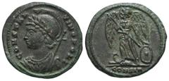 RÖMER, KAISERZEIT. Constantinus I. 306-337, Follis 330-333, Konstantinopel. Av.: CONSTAN-TINOPOLIS, drapierte Büste der Constantinopolis mit Helm und Zepter nach links. Rv.: CONSIA, Victoria mit Speer