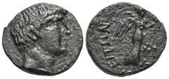 RÖMER, PROVINZIALPRÄGUNGEN, CILICIA Pompeiopolis, Pseudo-autonome Prägung, Æ ca. 66 v. Chr. Av.: Kopf des Cnaeus Pompeius Magnus nach rechts. Rv.: ΠOMΠHIOΠOΛITΩN, Nike mit Kranz und geschultertem Palm