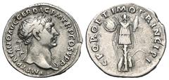RÖMER, KAISERZEIT. Traianus 98-117, Denar 103-111, Rom. Av.: IMP TRAIANO AVG GER DAC P M TR P COS V P P, drapierte und belorbeerte Büste nach rechts. Rv.: SPQR OPTIMO PRINCIPI, Tropaeum aus dakischen 