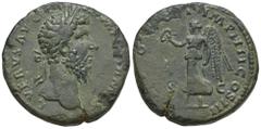 RÖMER, KAISERZEIT. Lucius Verus 161-169, Sesterz 166-167, Rom. Av.: L VERVS AVG [ARM] PA[RT]H M[AX], belorbeerter Kopf nach rechts. Rv.: [TR P]O[T VII]I IMP IIII COS III / S - C, Victoria mit Kranz un