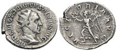 RÖMER, KAISERZEIT. Traianus Decius 249-251, Antoninian 249-251, Rom. Av.: IMP C M Q TRAIANVS DECIVS AVG, drapierte Büste mit Strahlenkrone nach rechts. Rv.: VICTORIA AVG, Victoria mit Kranz und Palmzw