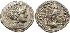 GRIECHISCHE MÜNZEN ATTIKA Athen Tetradrachme 113/2 Rom Av.: Kopf der Athena nach rechts, auf ihrem Helm Greif. Rv.: A-THE, Eule auf Amphora, Beamte: EYM/APEI/DES/ALKI/DAM/TOI, im rechten Feld Triptole