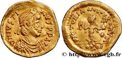 Byzantine coins JUSTIN I Type : Tremissis  Date : 518-526  Mint name / Town : Constantinople  Metal : gold  Millesimal fineness : 1000  ‰ Diameter : 15  mm Orientation dies : 6  h. Weight : 1,40  g. O