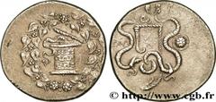 LYDIA - TRALLES Cistophore c. 155-145 AC. Lydie, Tralles R2 silver (27mm, 12,53g, 12h) Obverse : Anépigraphe Ciste mystique de laquelle s'échappe un serpent ; le tout dans une couronne dionysiaque Rev