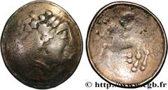 Celtic coins SEQUANI - HELVETII, Unspecified (Currently Switzerland) Type : Statère d’or pâle aux lignes parallèles  Date : IIe-Ier siècles avant J.-C.  Metal : gold  Diameter : 23,5  mm Orientation d