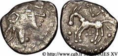 EDUENS, INCERTAINES(Ier siècle avant J.-C.) Denier N° v15_0521    Date : c. 60-50 AC. Métal : argent Diamètre : 12,5mm Axe des coins : 1h. Poids : 1,36g. Degré de rareté : R3 Etat de conservation : TB