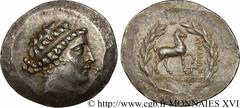 EOLIDE - CYME(IIe siècle avant J.-C.) Tétradrachme stéphanophore N° v16_0054    Date : c. 160 AC. Nom de l'atelier : Cymé, monétaire Métrophanès Métal : argent Diamètre : 31,5mm Axe des coins : 12h. P