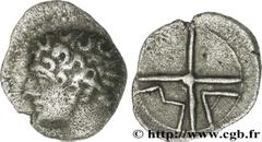 MASSALIA - MARSEILLE (474-410 avant J.-C.) Obole MA, tête à gauche c. 121-82 AC. N° bga_164168 Date : c. 121-82 AC. Métal : argent Diamètre : 10,5mm Axe des coins : 6h. Poids : 0,46g. Etat de conserva