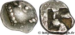 MASSALIA - MARSEILLE (Ve - Ier siècles avant J.-C.) Hémiobole du trésor d'Auriol à la tête de veau c. 480-470 AC. N° bga_186353 Date : c. 480-470 AC. Métal : argent Diamètre : 8mm Axe des coins : 4h. 