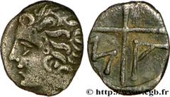 MASSALIA - MARSEILLE (474-410 avant J.-C.) Obole MA, tête à gauche, stylisée c. 121-82 AC. N° bga_198515 Date : c. 121-82 AC. Métal : argent Diamètre : 10,5mm Axe des coins : 6h. Poids : 0,56g.   Etat