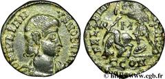 JULIEN II LE PHILOSOPHE (6/11/355-26/06/363) Flavius Claudius Julianus César (6/11/355-02/360) Maiorina réduite, (PB, ئ 3) 355-357 N° brm_095802 Date : 355-357 Nom de l'atelier : Arles Métal : cuivre 