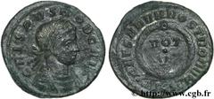 CRISPUS (1/04/317-09/326) Flavius Julius Crispus César (317-326) Centenionalis ou nummus 320-321 N° brm_127386 Date : 320-321 Nom de l'atelier : Aquilée Métal : cuivre Diamètre : 18,5mm Axe des coins 