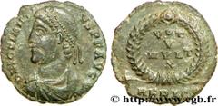 JOVIEN (27/06/363-17/02/364) Flavius Claudius Jovianus Maiorina ou nummus, (PB, ئ 3) 363-364 N° brm_185007 Date : 363-364 Nom de l'atelier : Héraclée Métal : cuivre Diamètre : 19mm Axe des coins : 6h.