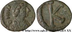 JUSTINIEN Ier(1/08/527-14/11/565) Demi-follis N° v20_0102    Date : 552-553 Nom de l'atelier : Italie, Salone Métal : cuivre Diamètre : 15,5mm Axe des coins : 6h. Poids : 2,54g. Degré de rareté : R2 E
