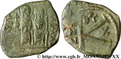 JUSTIN II et SOPHIE(15/11/565-5/10/578) Demi-follis N° v20_0107    Date : 574-575 Nom de l'atelier : Thessalonique Métal : cuivre Diamètre : 22mm Axe des coins : 6h. Poids : 5,97g. Degré de rareté : R