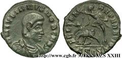JULIEN II LE PHILOSOPHE(6/11/355-26/06/363)Flavius Claudius JulianusCésar(6/11/355-02/360) Maiorina réduite N° v23_0633    Date : 355-357 Nom de l'atelier : Siscia Métal : cuivre Diamètre : 17mm Axe d