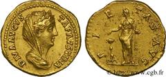 FAUSTINE MERE(+141)Annia Galeria FaustinaConsécration d'Antonin le Pieux Aureus N° v24_0380    Date : 141 Nom de l'atelier : Rome Métal : or Diamètre : 19mm Axe des coins : 12h. Poids : 7,54g. Degré d