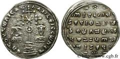 BASILE II et CONSTANTIN VIII(10/01/976-15/12/1025) Miliaresion N° v24_0823    Date : c. 976-1000 Nom de l'atelier : Constantinople Métal : argent Diamètre : 22,5mm Axe des coins : 12h. Poids : 2,31g. 