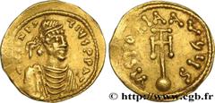 Byzantine coins CONSTANS II Type : Semissis Date : c. 641-668 Mint name / Town : Constantinople Metal : gold Millesimal fineness : 1000 ‰ Diameter : 17,5 mm Orientation dies : 6 h. Weight : 2,15 g. Ra