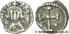 CONSTANS II(09/641-15/07/668) Demi-silique N° v31_0714    Date : 641-647 Nom de l'atelier : Carthage Métal : argent Diamètre : 11,5mm Axe des coins : 3h. Poids : 0,47g. Degré de rareté : R1 Etat de co