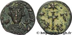 CONSTANS II(09/641-15/07/668) Demi-follis N° v31_0715    Date : 648-658 Nom de l'atelier : Carthage Métal : cuivre Diamètre : 18,5mm Axe des coins : 9h. Poids : 5,76g. Degré de rareté : R1 Etat de con
