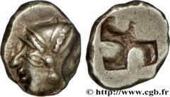 MASSALIA - MARSEILLE(Ve - Ier siècles avant J.-C.) Hémiobole à la tête coiffée d’un bonnet du trésor d’Auriol N° v34_1159    Date : c. 470-460 AC. Métal : argent Diamètre : 8mm Poids : 0,48g. Degré de