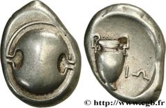 Greek Coins BEOTIA - THEBES Type : Statère  Date : c. 368-364 AC.  Mint name / Town : Thèbes  Metal : silver  Diameter : 24  mm Orientation dies : 12  h. Weight : 12,02  g. Obverse legend : Anépigraph