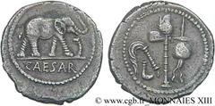 JULES CESAR(13/07/100-15/03/44 avant J.-C.)Caius Julius Cوsar Denier N° v13_0113    Date : 49 AC. Nom de l'atelier : Gaule ou Italie Métal : argent Diamètre : 19mm Axe des coins : 11h. Poids : 3,95g. 