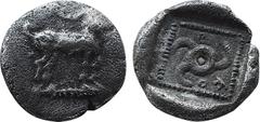 GREEK COINS Greek Dynasts of Lycia, Kuprilli AR . Circa 470-440 BC. Goat standing right / Triskeles within incuse square. Mørkholm/Zahle 115 (Stater). 0,53g, 8mm. Very Fine.