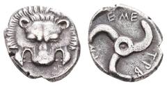 Fritz Taeger Collection Antike Griechen Lykien Trbbenimi, Tetrobol (2,92g), 390-360 v. Chr. Av: Löwenskalp. Rev: Triskeles. SNG von Aulock 4219 var., ss.